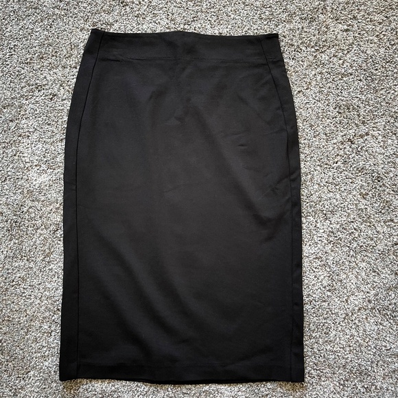 T Tahari Pencil Skirt, Size S/P, Flattering waist; New with tags - Picture 9 of 13